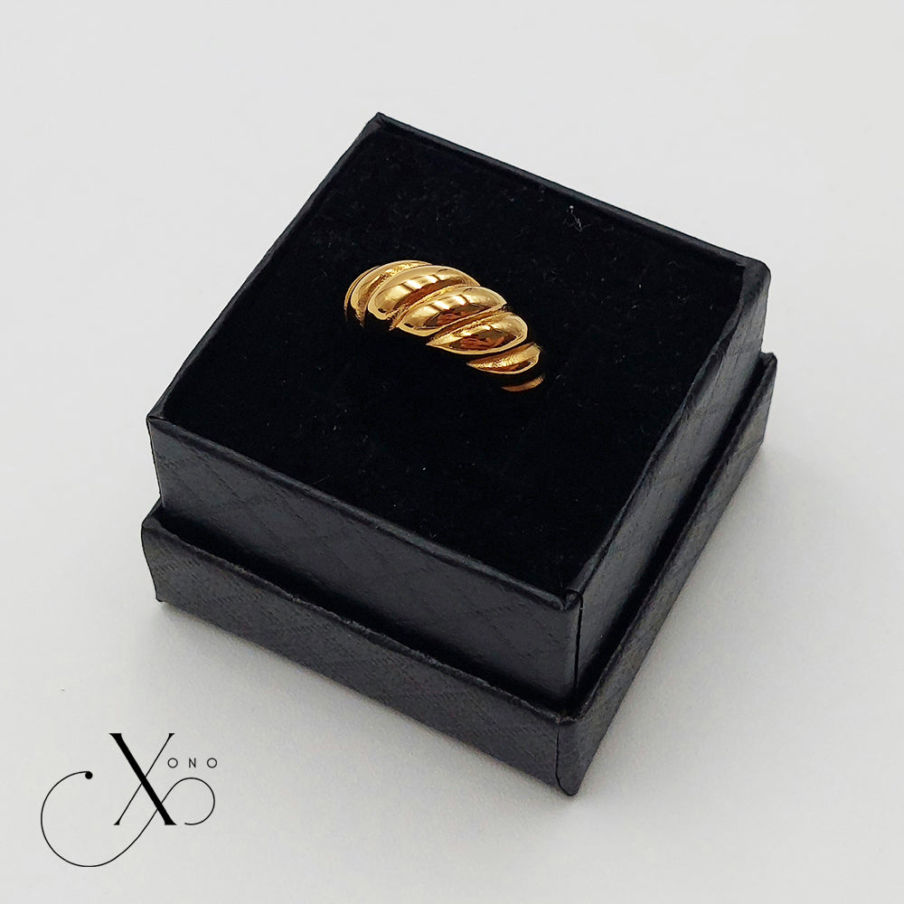 Gold Croissant Ring