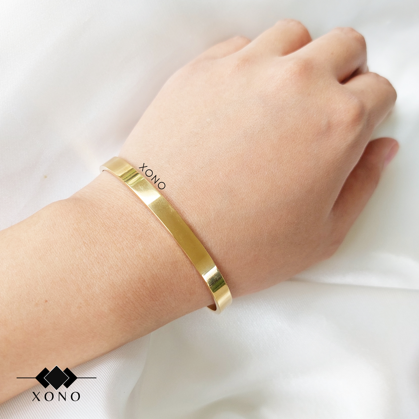 Plain Gold Bangle