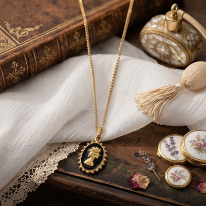 Oval Vintage Necklace