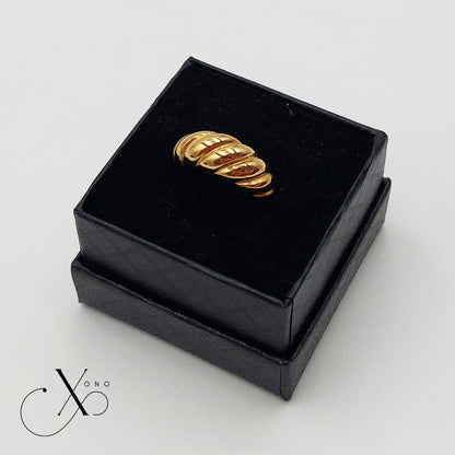 Gold Croissant Ring