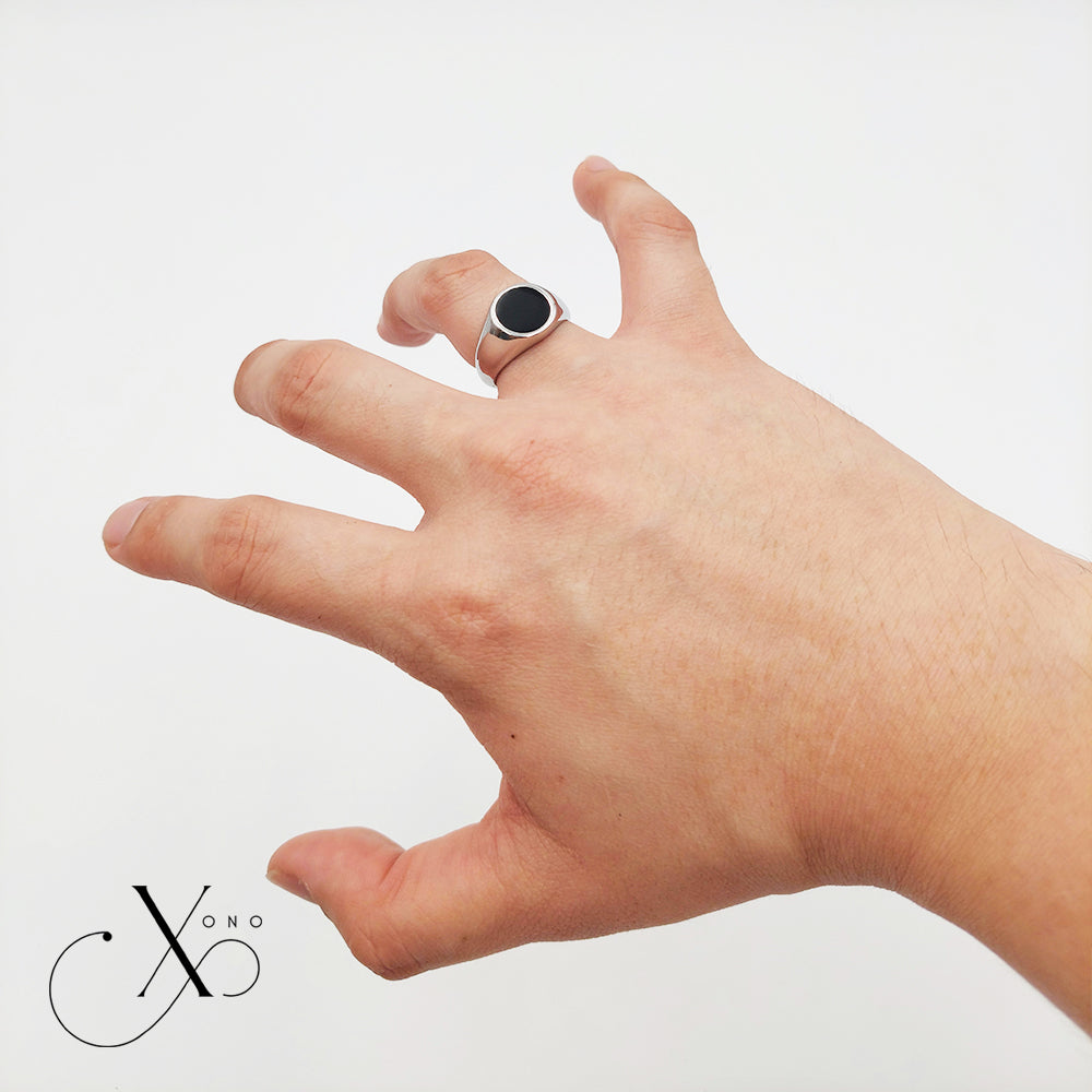 Black Round Enamel Ring