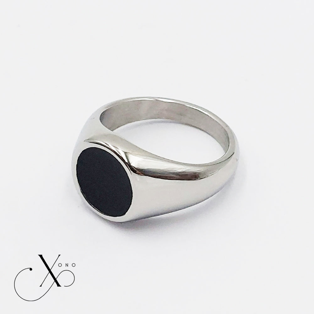 Black Round Enamel Ring