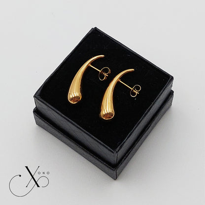 Curved Teardrop Earrings