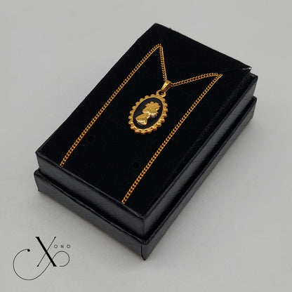 Oval Vintage Necklace