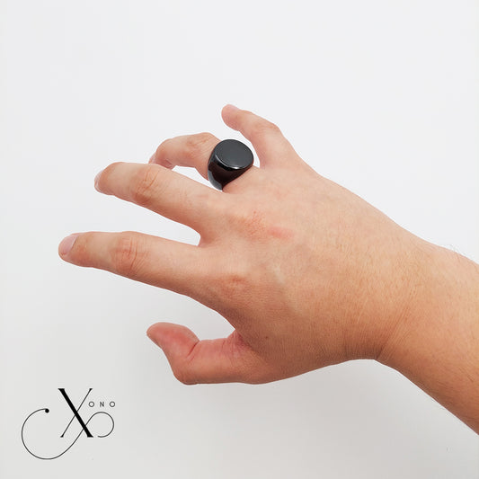 Black Round Ring