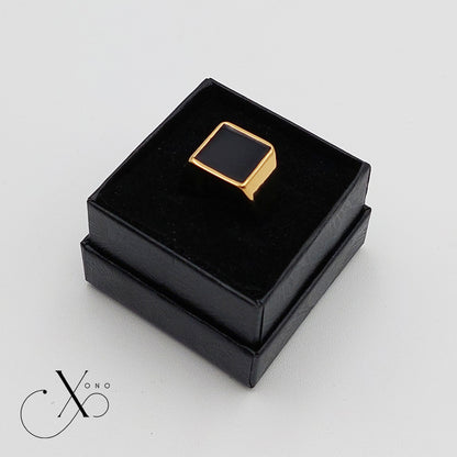 Quadrate Black Gold Ring