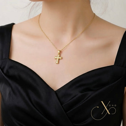 Textured Cross Link Necklace