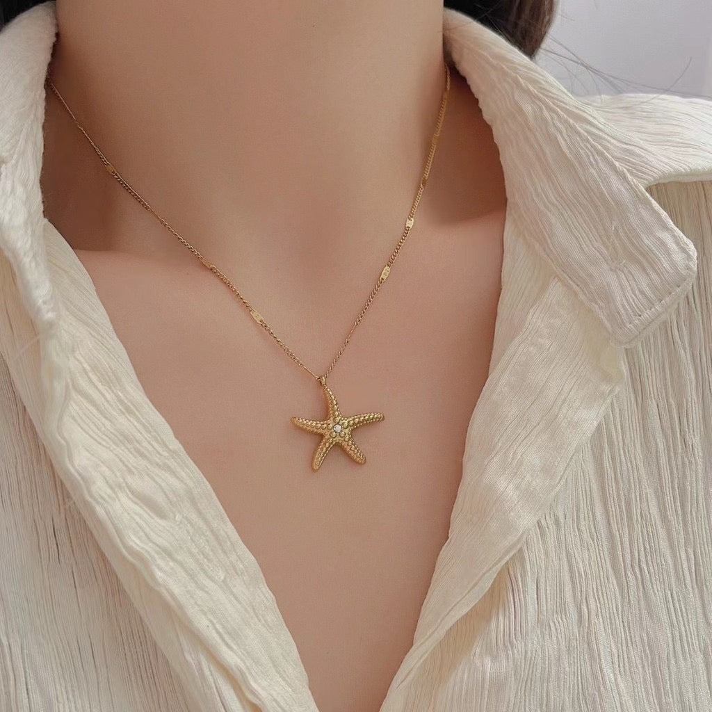 Gold Starfish Necklace